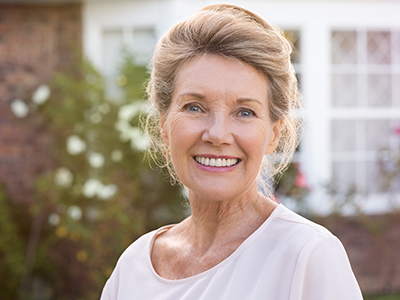 Everything Smiles | Crowns, Full Mouth Reconstruction and Emergency Treatment
